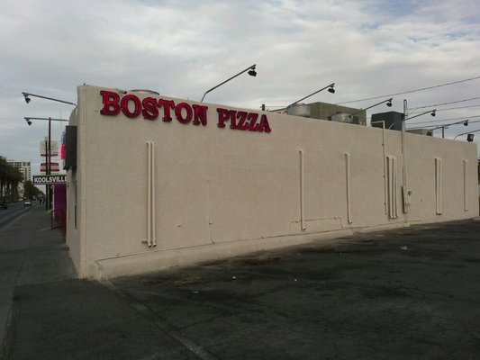 Boston Pizza Vegas by null