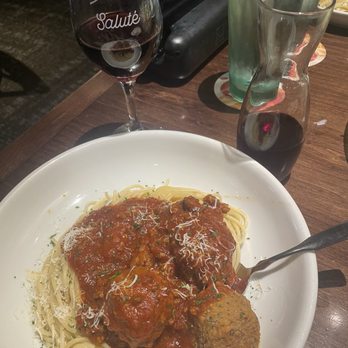 Olive Garden Italian Restaurant - Spaghetti & Meatballs - Italian Near Me - Cypress, Texas Olive Garden Italian Restaurant - Spaghetti & Meatballs - Italian Near Me - Cypress, Texas