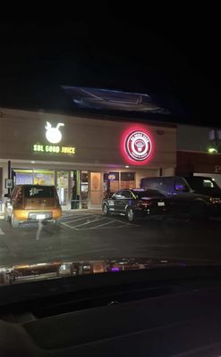 El Come Taco by null