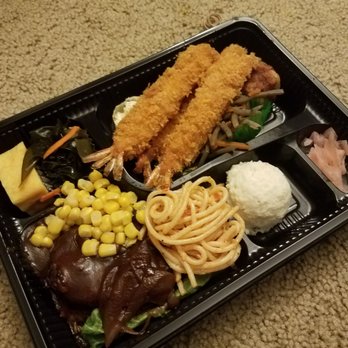 Kokoro-Tei - Mega bento - hamburg and shrimp - Japanese Near Me - Honolulu, Hawaii