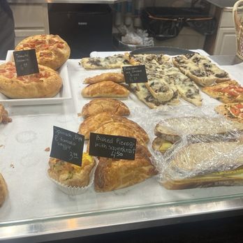 Amazing Breads and Cakes - Baked Goods - Bakeries Near Me - Des Plaines, Illinois