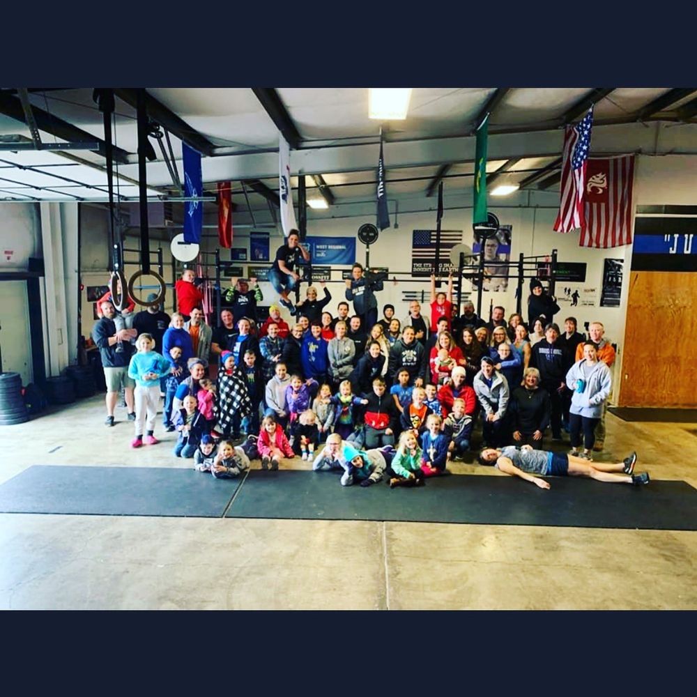 CROSSFIT YELM WOD DOGS 27 Photos 303 Creek St, Yelm, WA Yelp