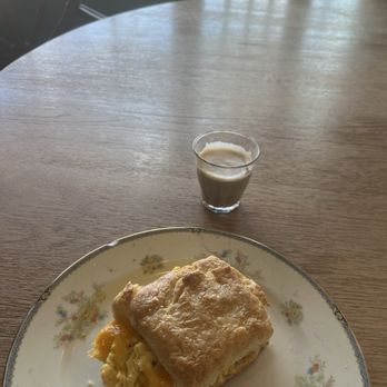 Flake Bakery And Larder - Bakeries Near Me - Taylor, Texas
