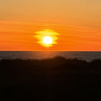 Corks and Taps - Sunset Pacific Ocean - Wine Bars Near Me - Ocean Shores, Washington