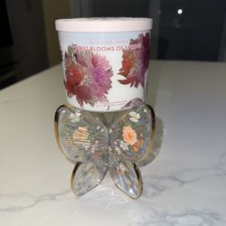 Bath & Body Works - Beautiful Candle Holder