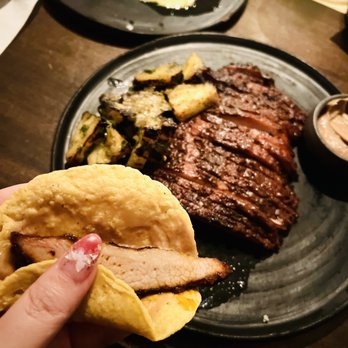 Quetzal - Grilled pork and pineapple with corn tortillas - Mexican Near Me - Toronto, Ontario