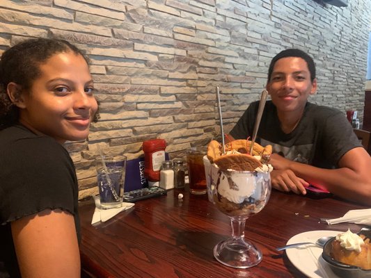 Schooners Grill Newport News by null