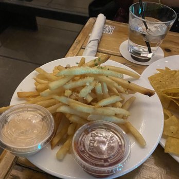 Haven Rooftop - Truffle Fries - Lounges Near Me - New York, New York Haven Rooftop - Truffle Fries - Lounges Near Me - New York, New York