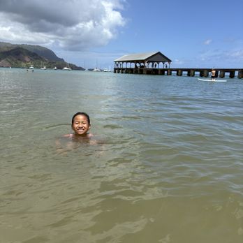 Hanalei Pier - Beaches Near Me - Hanalei, Hawaii