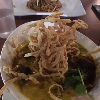 Sukho Thai - Khao soi and pad Thai - Thai Near Me - Toronto, Ontario