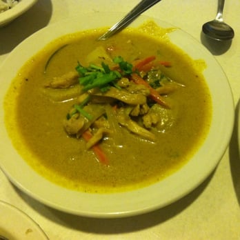 Thai Valley Cuisine - Yellow Curry with Chicken - Thai Near Me - Honolulu, Hawaii