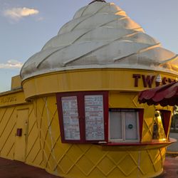 Twistee Treat - Twistee Treat, North Fort Myers