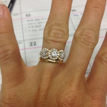 Luna Jewels - Most fabulous engagement ring a girl could ask for :) - Jewelry Near Me - Honolulu, Hawaii Luna Jewels - Most fabulous engagement ring a girl could ask for :) - Jewelry Near Me - Honolulu, Hawaii