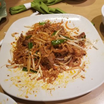 Thai Lotus Restaurant - Pad Thai with beef. Spicy, flavorful, plenty. Enough said. - Thai Near Me - Phoenix, Arizona