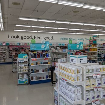 Rexall PharmaPlus - View after walking through the door - Drugstores Near Me - Ajax, Ontario