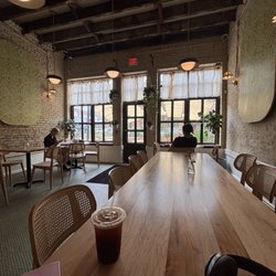 Maxwell Alley - Butler Cafe during the day.