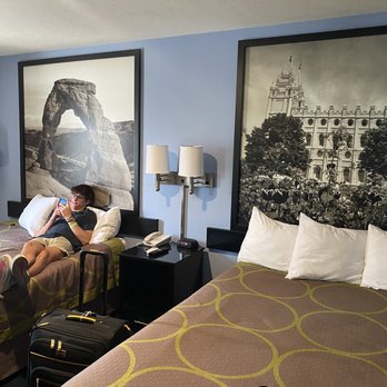 Super 8 by Wyndham Logan - Two queen beds and one bathroom. - Hotels Near Me - Logan, Utah Super 8 by Wyndham Logan - Two queen beds and one bathroom. - Hotels Near Me - Logan, Utah
