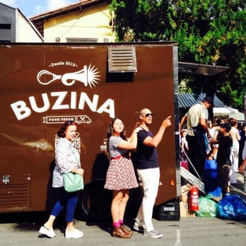 Beco do Batman - Food trucks - Local Flavor Near Me - São Paulo, SP