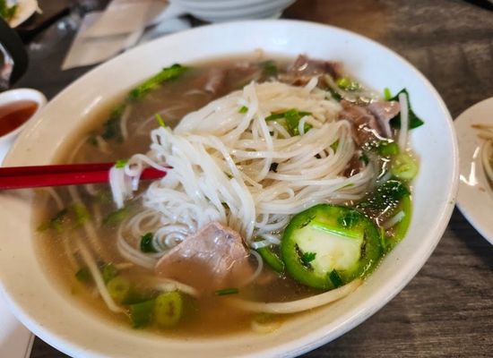 Phở Hùng on Powell by null