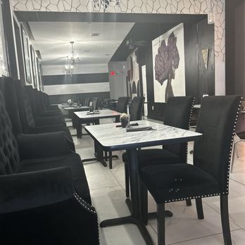 Aria Suya Kitchen - Inside - African Near Me - Houston, Texas