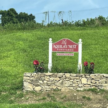 Aquila's Nest Vineyards - Underwhelming entrance was just the start - Wine Tasting Room Near Me - Newtown, Connecticut