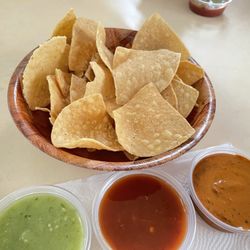 Taqueria El Mezcal - Free Chips