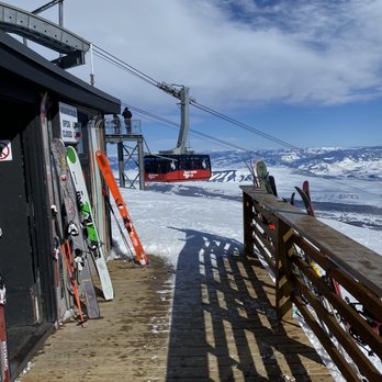 Corbet's Cabin - Waffles Near Me - Teton Village, Wyoming Corbet's Cabin - Waffles Near Me - Teton Village, Wyoming