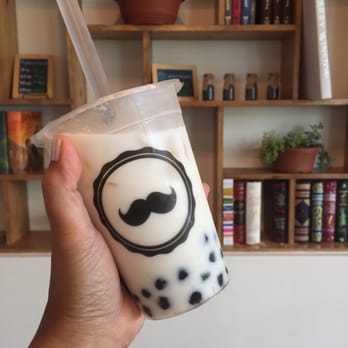 Mr Tea Cafe - Almond milk tea with honey boba at 25% sugar...my usual. - Bubble Tea Near Me - Honolulu, Hawaii
