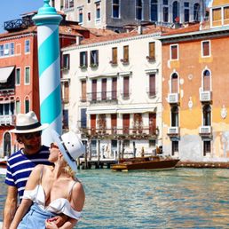 The best backdrop for photos in Peggy Guggenheim's backyard