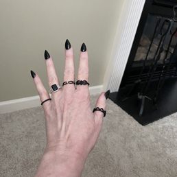Nails done exactly how I like them! Nails done exactly how I like them!