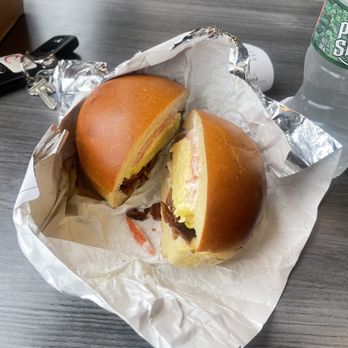 Chatham Sandwich Shop - Sandwiches Near Me - Chatham, New Jersey