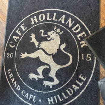 Café Hollander Hilldale - American Near Me - Madison, Wisconsin