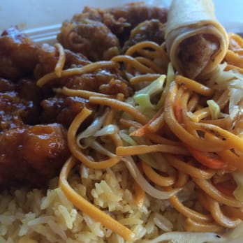 Happy Bowl Express - I ordered half rice and half chow with orange chicken and wings. It was delicious. - Chinese Near Me - Camarillo, California Happy Bowl Express - I ordered half rice and half chow with orange chicken and wings. It was delicious. - Chinese Near Me - Camarillo, California