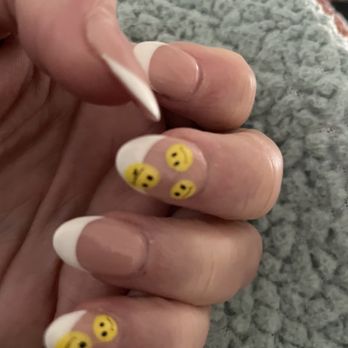 Elite Nails & Lash - Smiley faces - Nail Salons Near Me - La Mesa, California