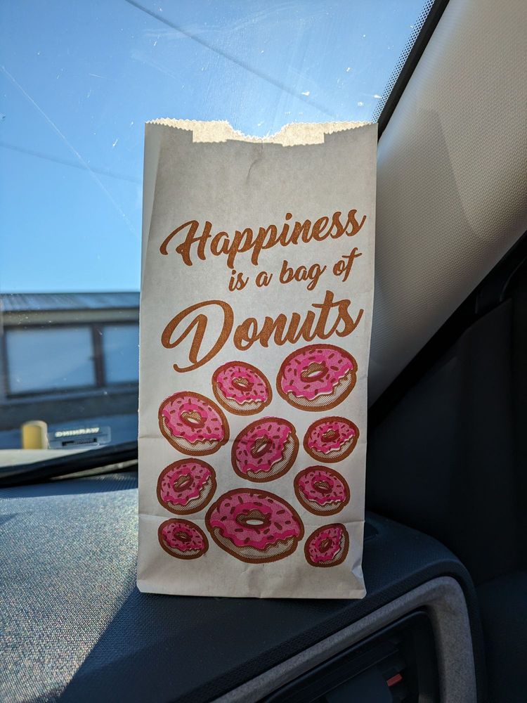Donut Palace Logo
