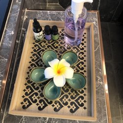 Spa Massage Broadway - CBD oil massage