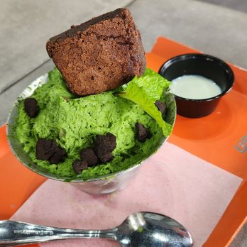 Cafe Upper - Matcha Korean Shaved Ice (Bingsu) - Cafes Near Me - Los Angeles, California