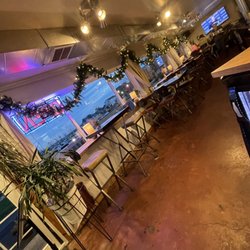 Salt Pub