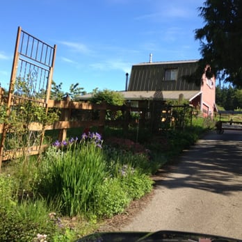 Once in a Blue Moon Farm - Carriage house/barn/lodging - Hotels & Travel Near Me - Eastsound, Washington Once in a Blue Moon Farm - Carriage house/barn/lodging - Hotels & Travel Near Me - Eastsound, Washington