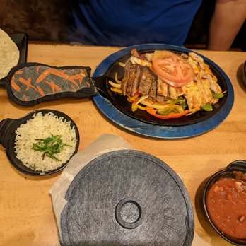 Cisco's Salsa Company - Mixed fajitas - Mexican Near Me - Tomball, Texas Cisco's Salsa Company - Mixed fajitas - Mexican Near Me - Tomball, Texas