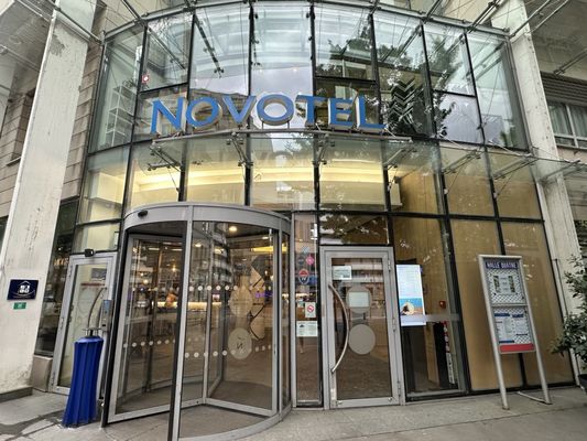 Novotel Paris Centre Gare Montparnasse by null