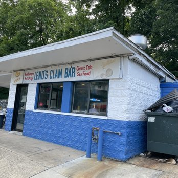 Leno's Clam Bar - Seafood Near Me - New Rochelle, New York