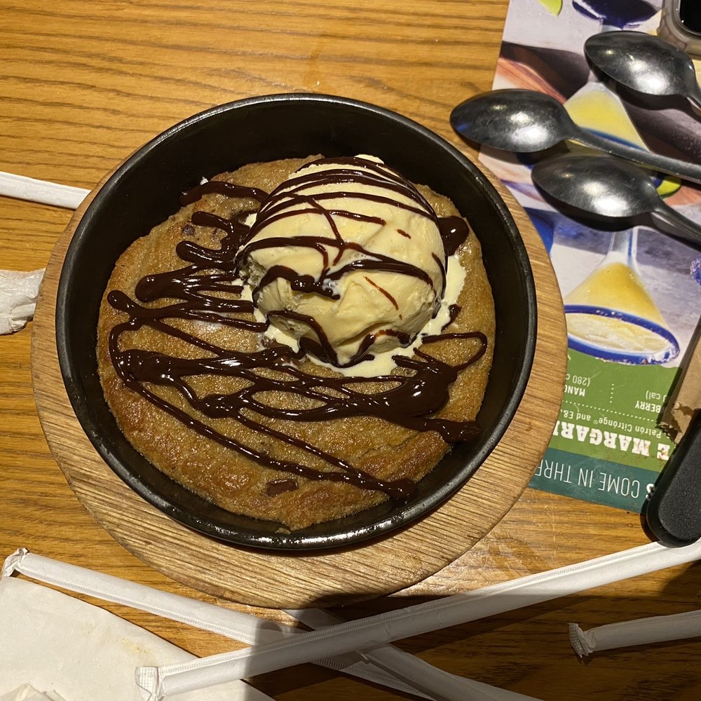 Chili's - Skillet Chocolate Chip Cookie - American Near Me - Hadley, Massachusetts Chili's - Skillet Chocolate Chip Cookie - American Near Me - Hadley, Massachusetts