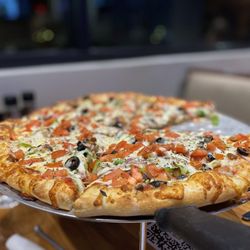 Boombozz Craft Pizza & Taphouse - Tony's Supremo Pizza