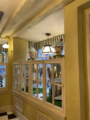 Florean Fortescue's Ice-Cream Parlour by null