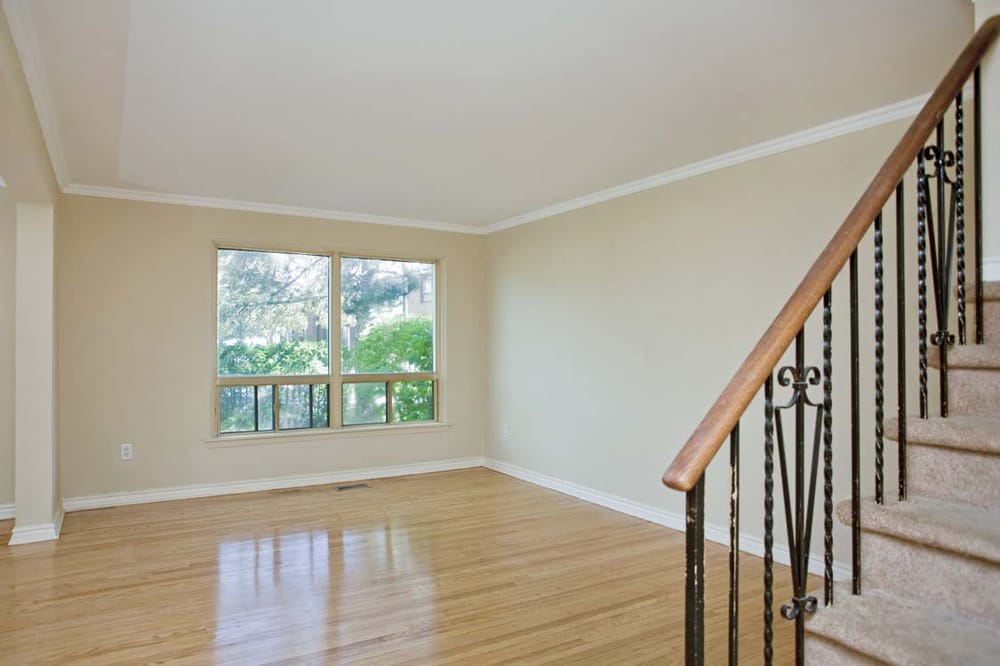 BALMORAL TOWNHOMES Updated August 2024 Balmoral Drive, Brampton, Ontario Apartments