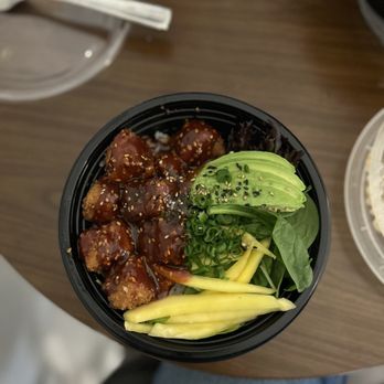 Sushi With Attitude - Spicy Tofu Mango Bowl - Caterers Near Me - Los Angeles, California Sushi With Attitude - Spicy Tofu Mango Bowl - Caterers Near Me - Los Angeles, California