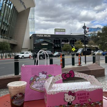Hello Kitty Cafe - Thai milk tea - Themed Cafes Near Me - Las Vegas, Nevada