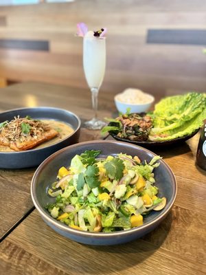 Basil Thai Restaurant & Bar by null