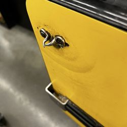 Foodmaxx - This is the sharp object next to the conveyor belt table.